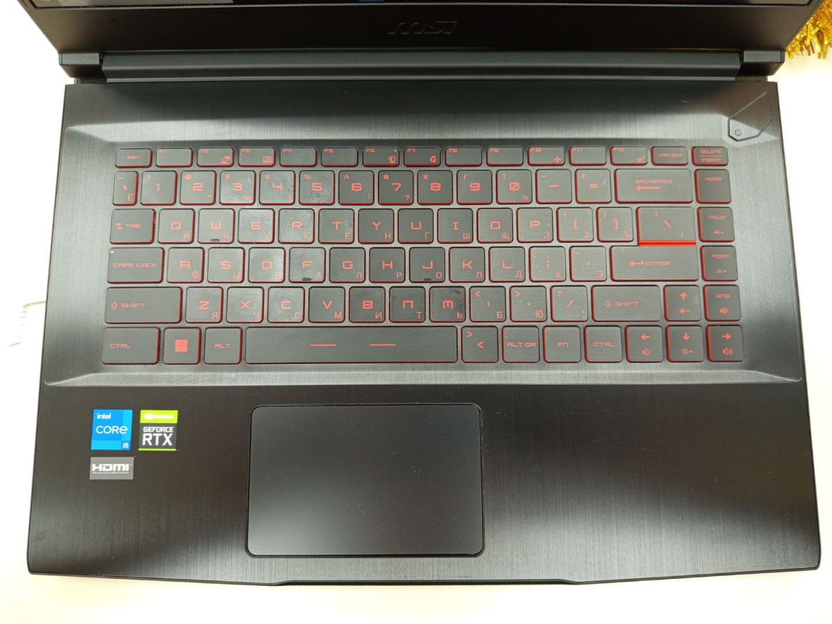 Ноутбук MSI;  Core I5-11400H, GeForce RTX 3050 Ti, 16 Гб, 512 GB, Нет