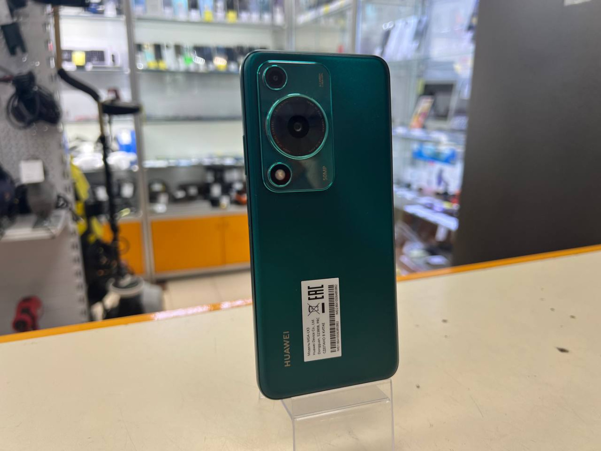 Смартфон Huawei Nova Y72 128Gb