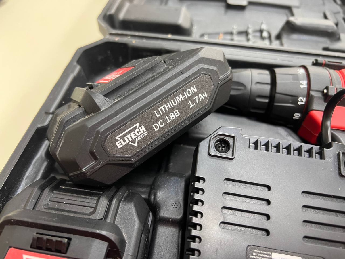 Шуруповерт Elitech ДА 18СЛ2 Промо;