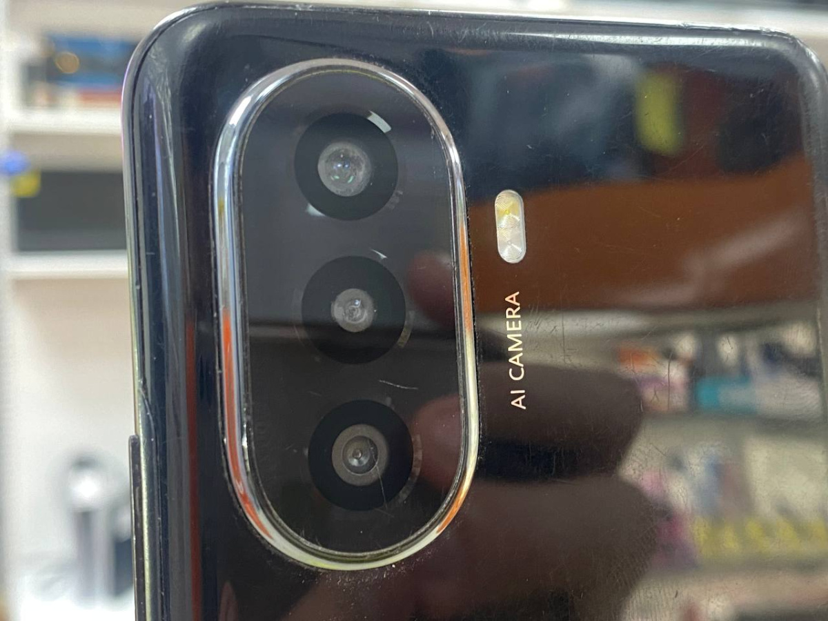 Смартфон Huawei Nova Y70 4/64 Gb