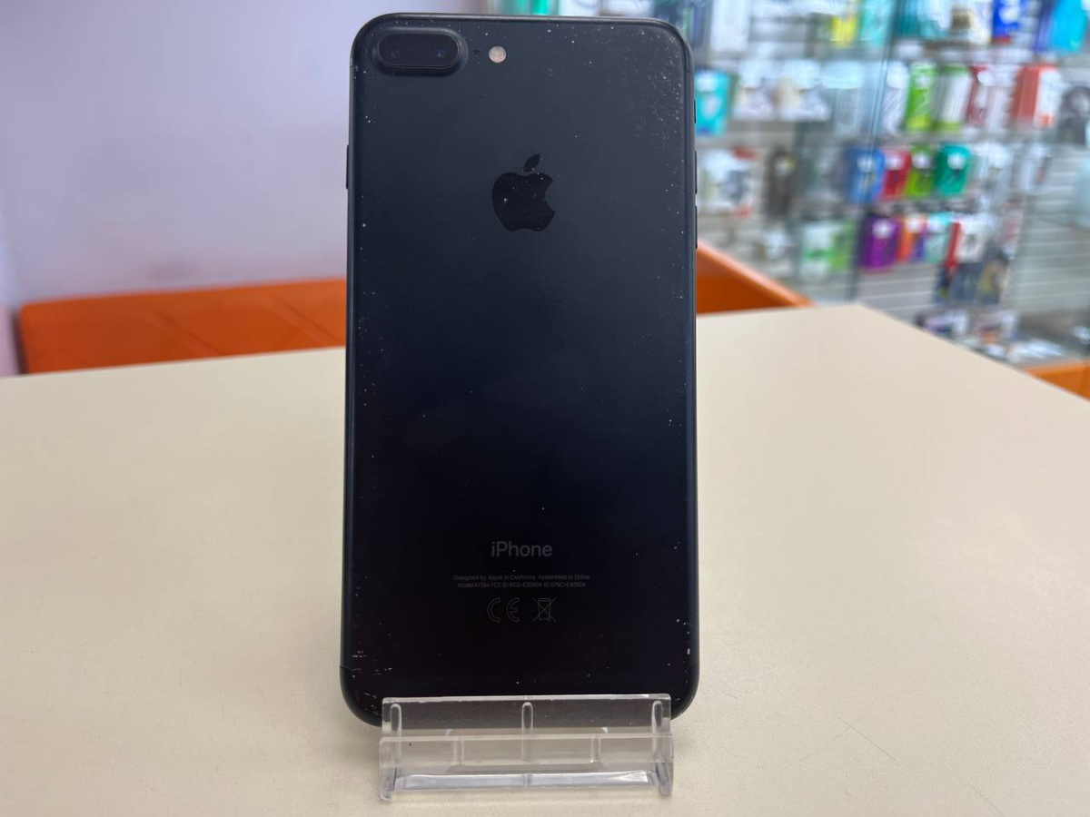 Смартфон Apple iPhone 7 Plus 32Gb