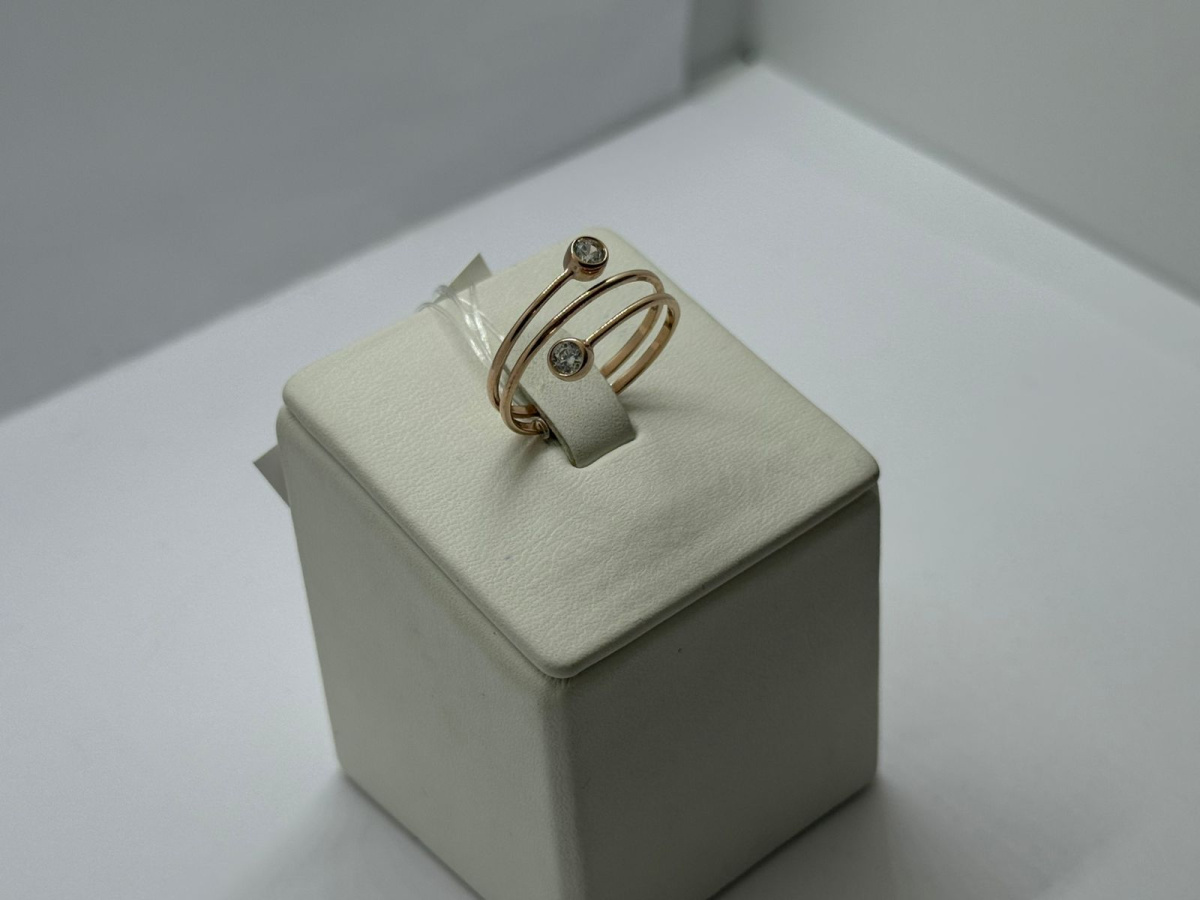 КОЛЬЦО С КАМНЯМИ (Au 585)