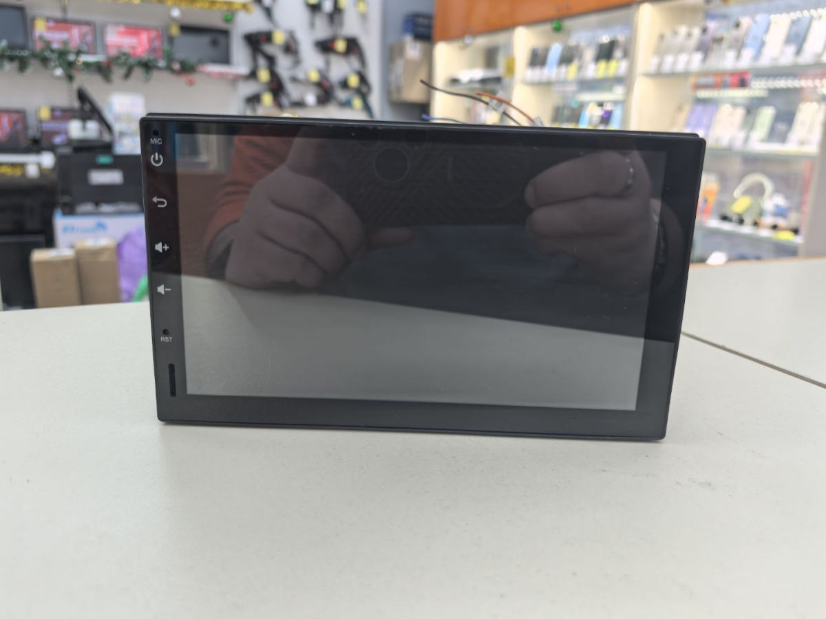 Автомагнитола Incar AHR-7580