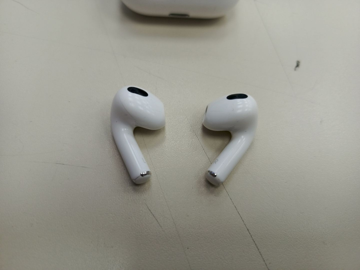 Наушники беспроводные Apple AirPods 3 Lightning