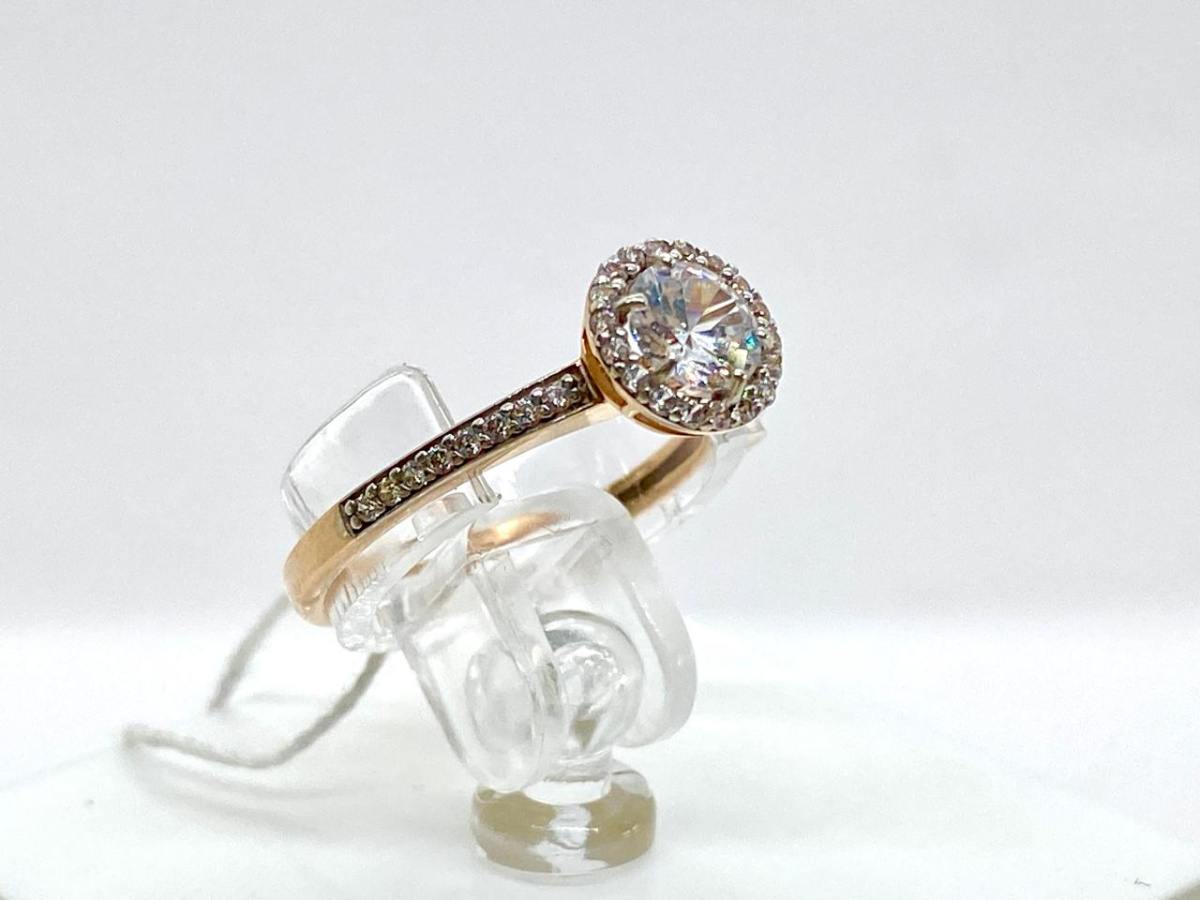 КОЛЬЦО С КАМНЯМИ (Au 585)