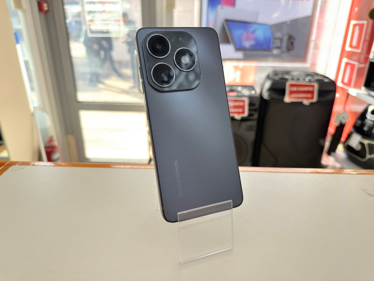 Смартфон Tecno Spark 20 8/256