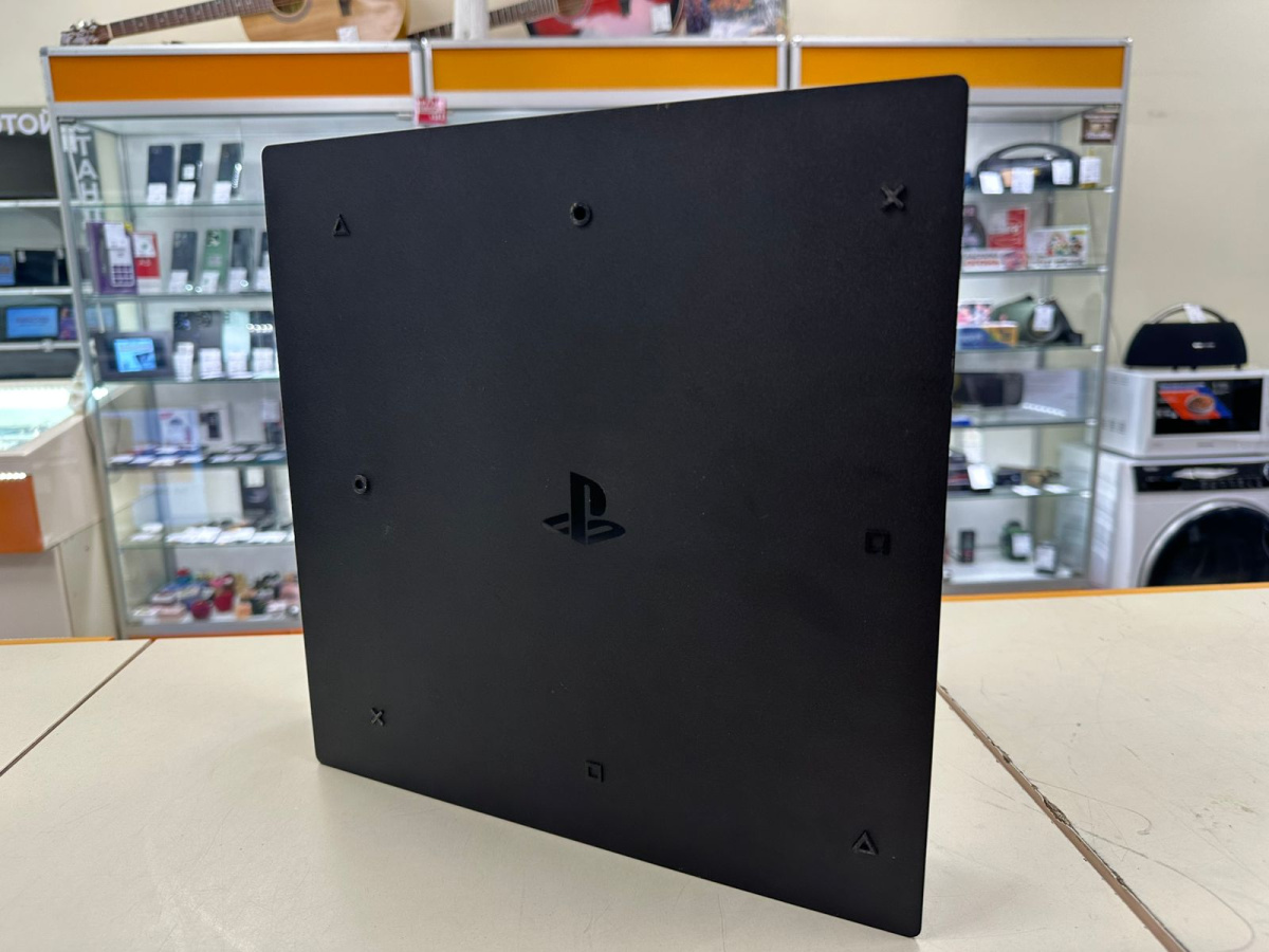 Игровая приставка PlayStation 4 Pro 1Tb