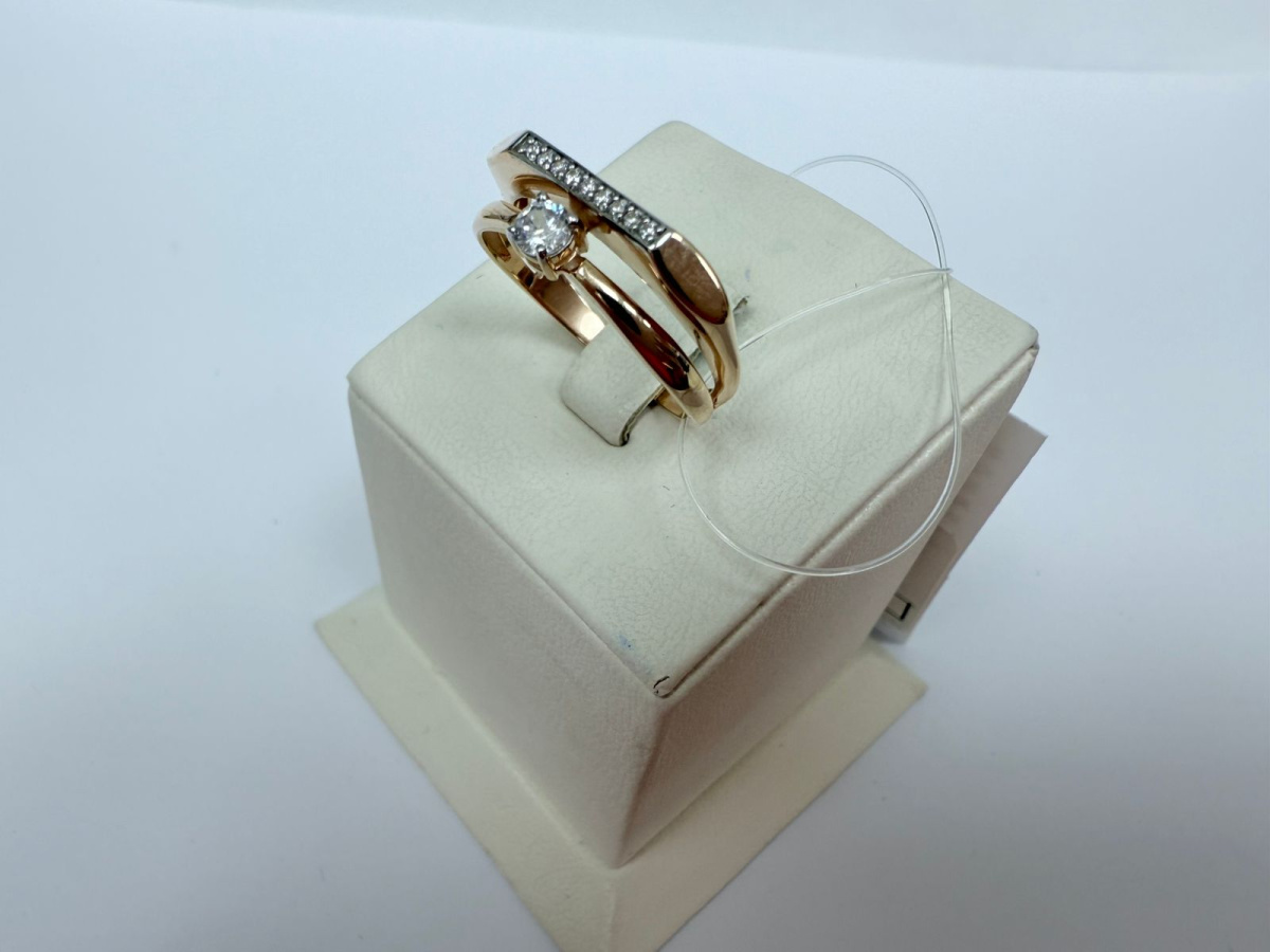 КОЛЬЦО С КАМНЯМИ (Au 585)