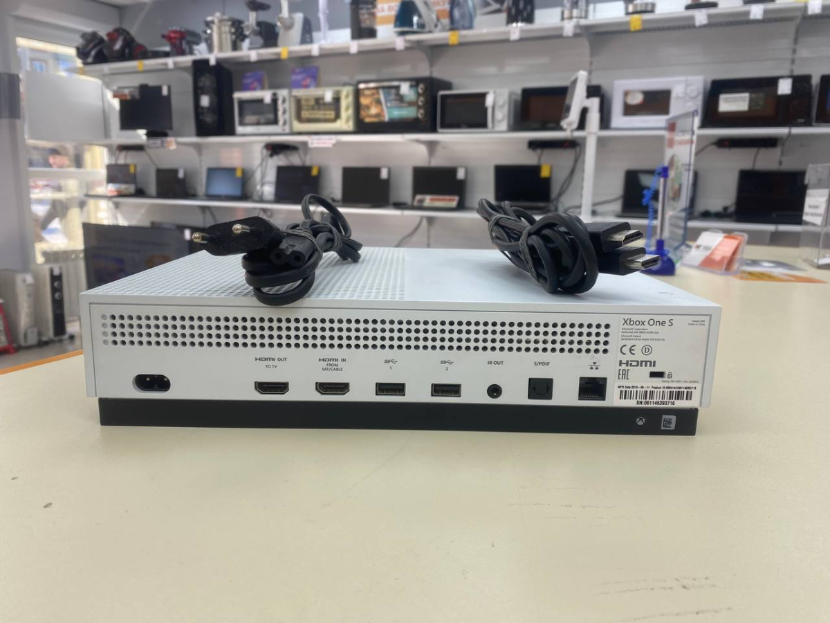 Игровая приставка Xbox One S 500Gb