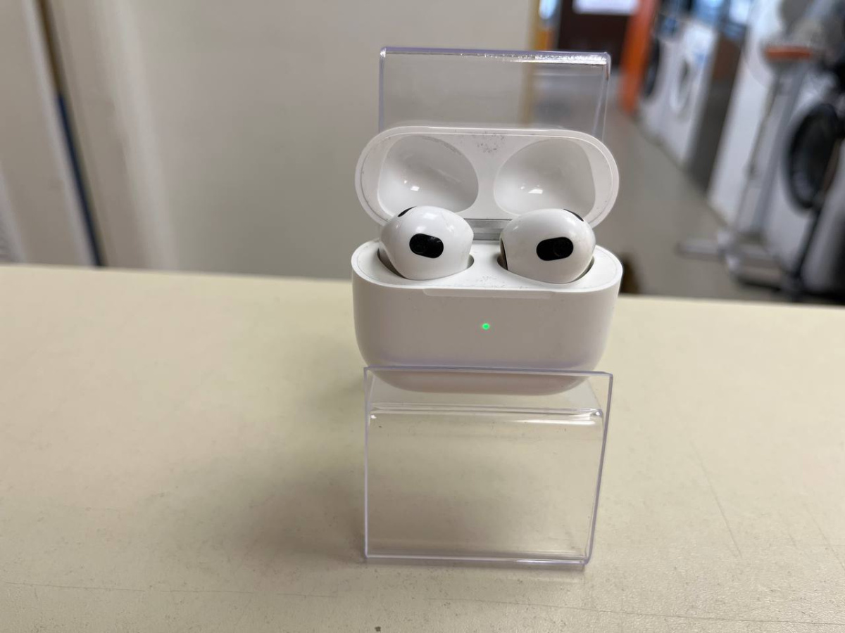 Наушники беспроводные Apple Airpods 3