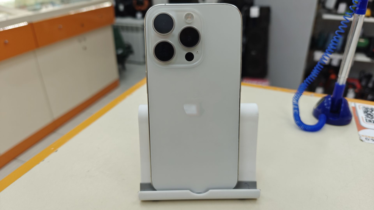 Смартфон Apple Iphone 15 Pro 256Gb