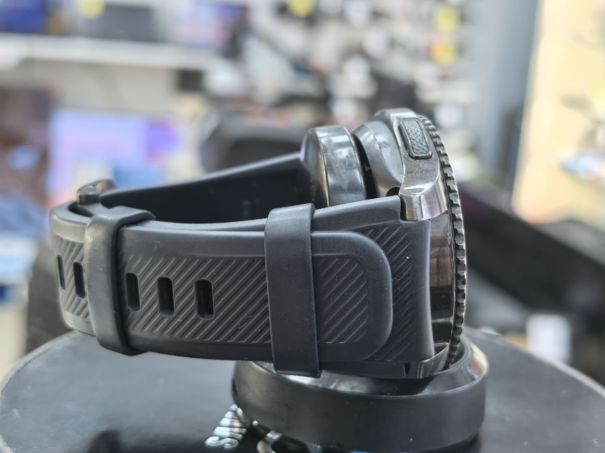 Смарт-часы Samsung Gear S3 Frointer