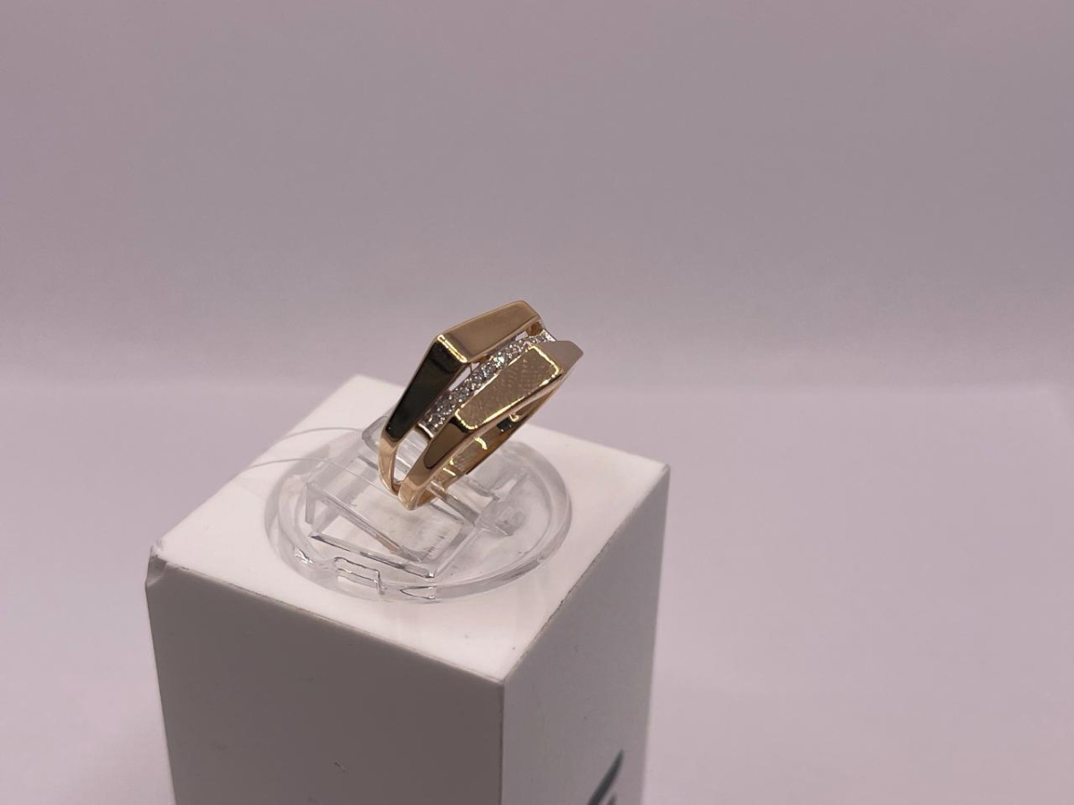 КОЛЬЦО С КАМНЯМИ (Au 585)