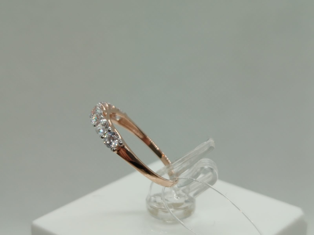 КОЛЬЦО С КАМНЯМИ (Au 585)