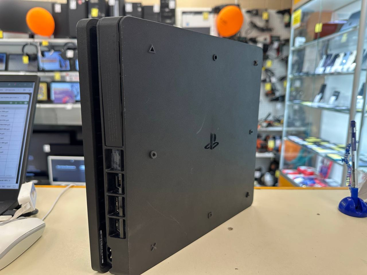 Игровая приставка PlayStation 4 500GB