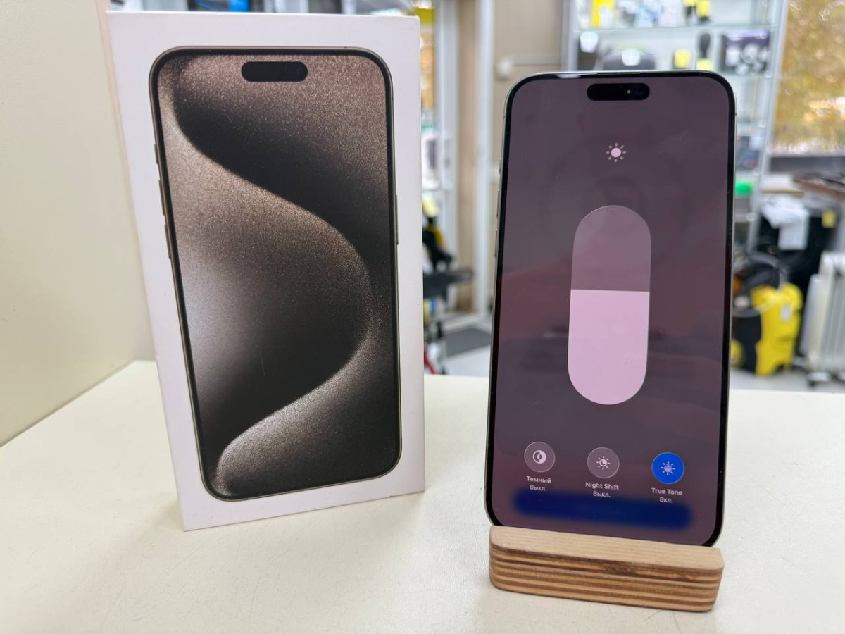 Смартфон Apple iPhone 15 Pro Max 256Gb