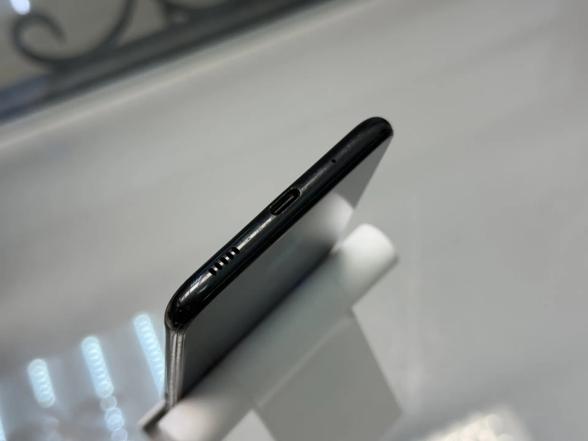 Смартфон Samsung Galaxy A11 2/32