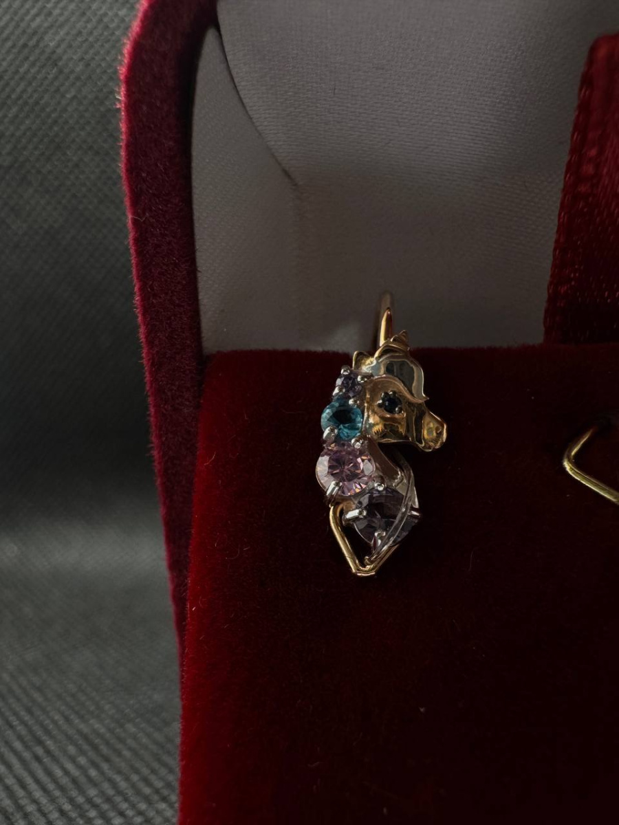 СЕРЬГИ ПЕТЕЛЬКА с камнями (Au 585)