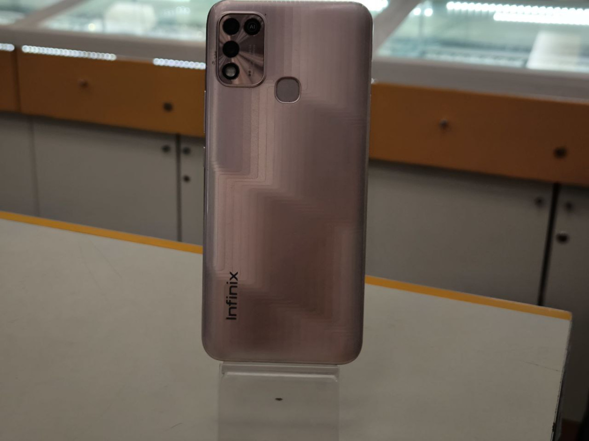 Смартфон Infinix HOT 11 Play 4/64