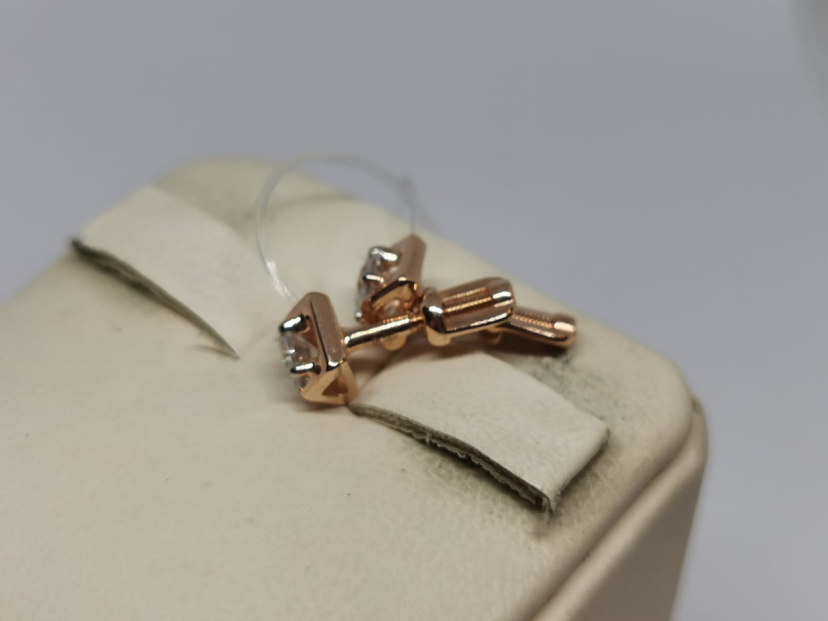 СЕРЬГИ ПУСЕТЫ с камнем (Au 585)