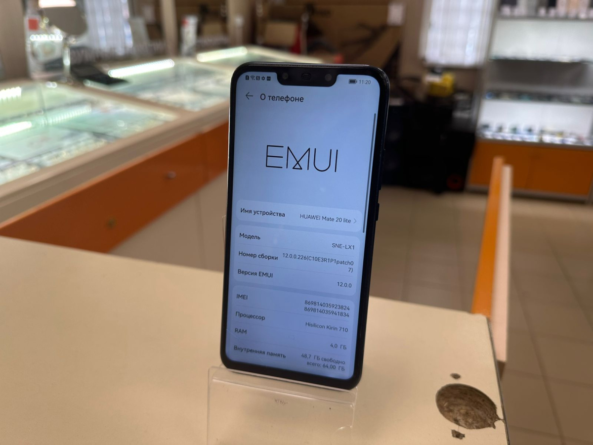 Смартфон Huawei Mate 20 Lite