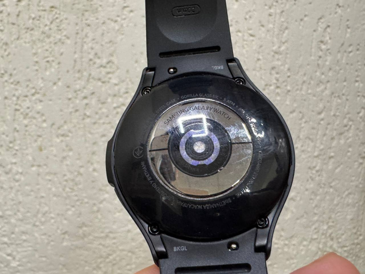 Смарт-часы Samsung Watch 4 Classic 46mm