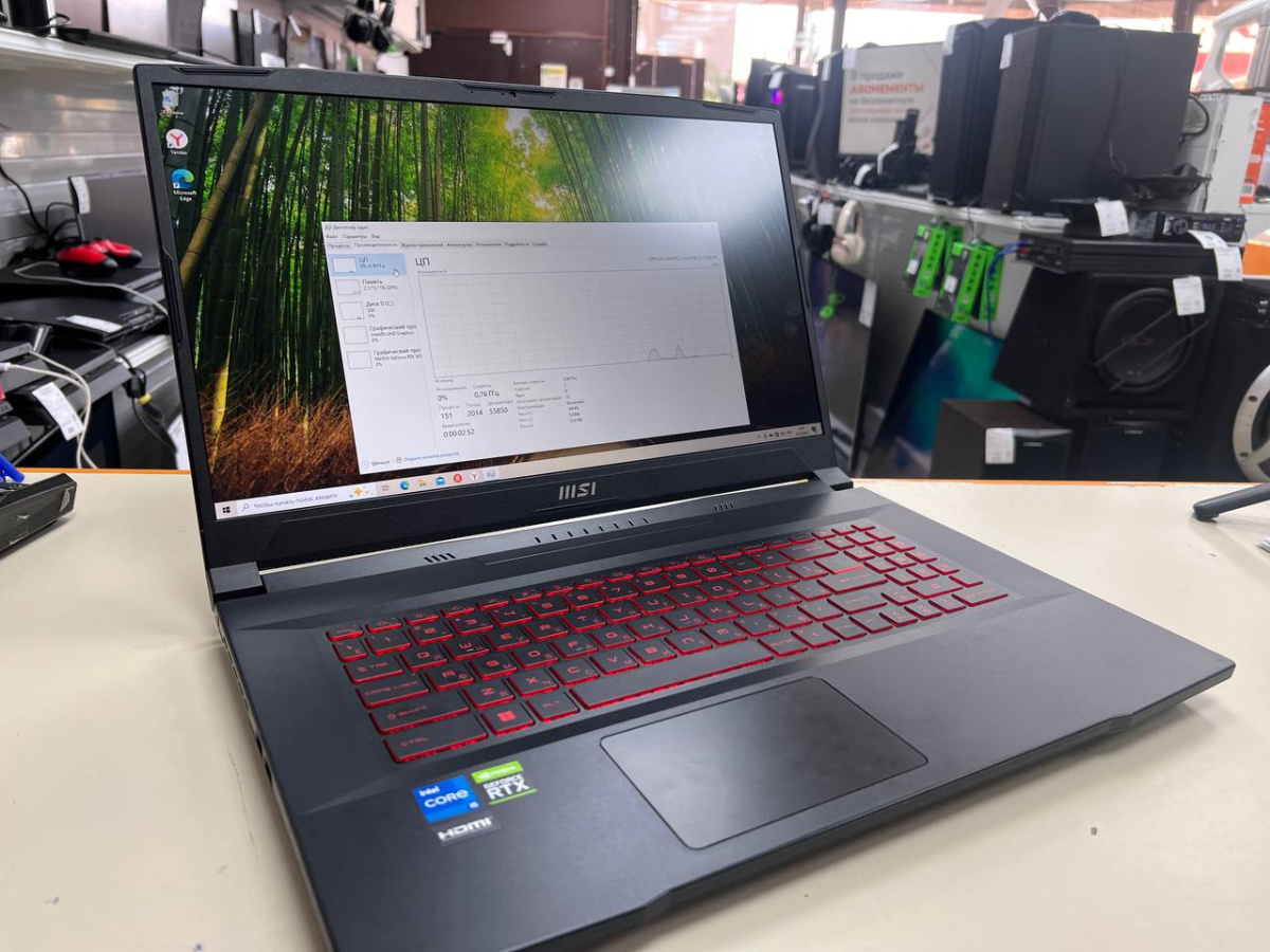 Ноутбук MSI Katana 17 B12U; Core I5-12450H, GeForce RTX 3050, 16 Гб, 512 GB, Нет