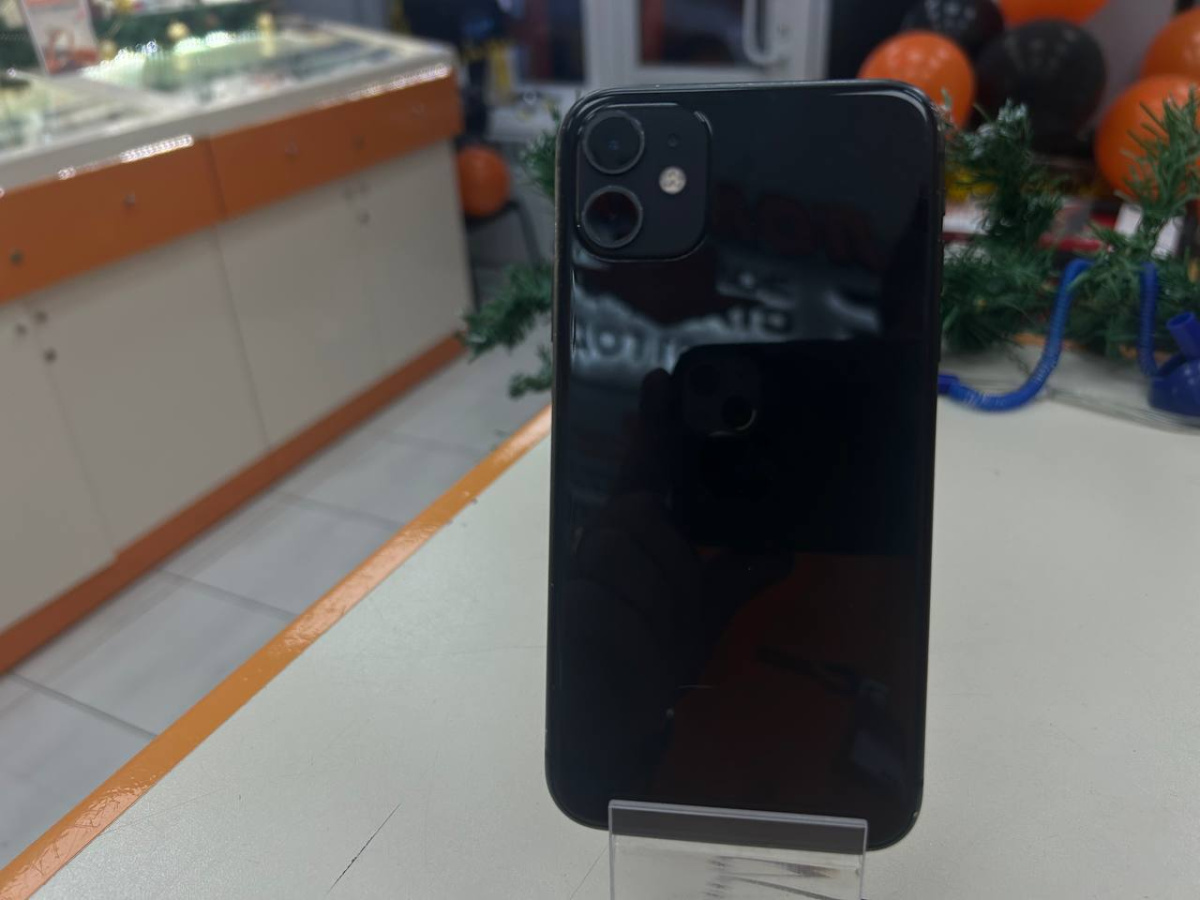 Смартфон Apple iPhone 11 64Gb