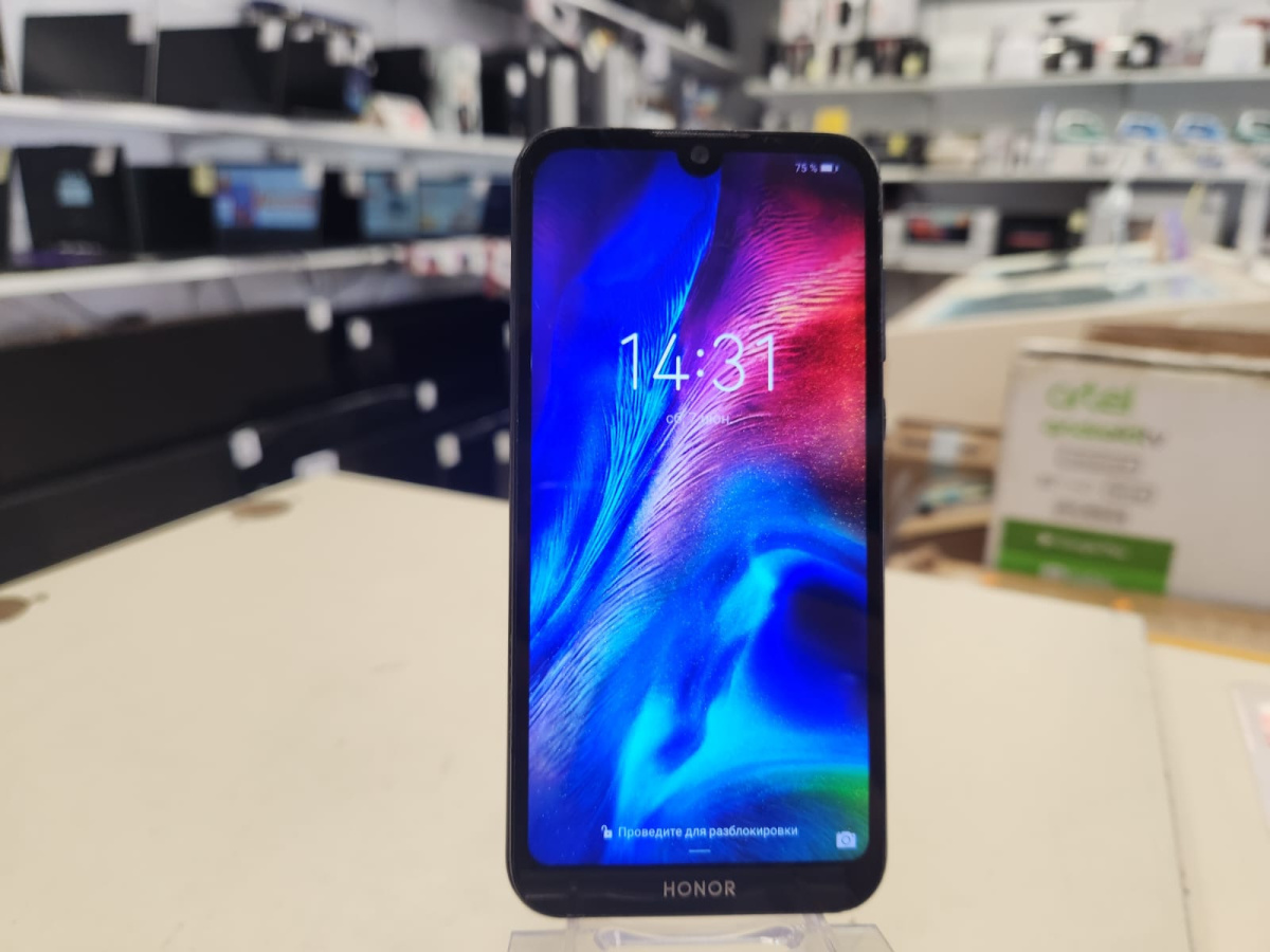 Смартфон Honor 10 4/64