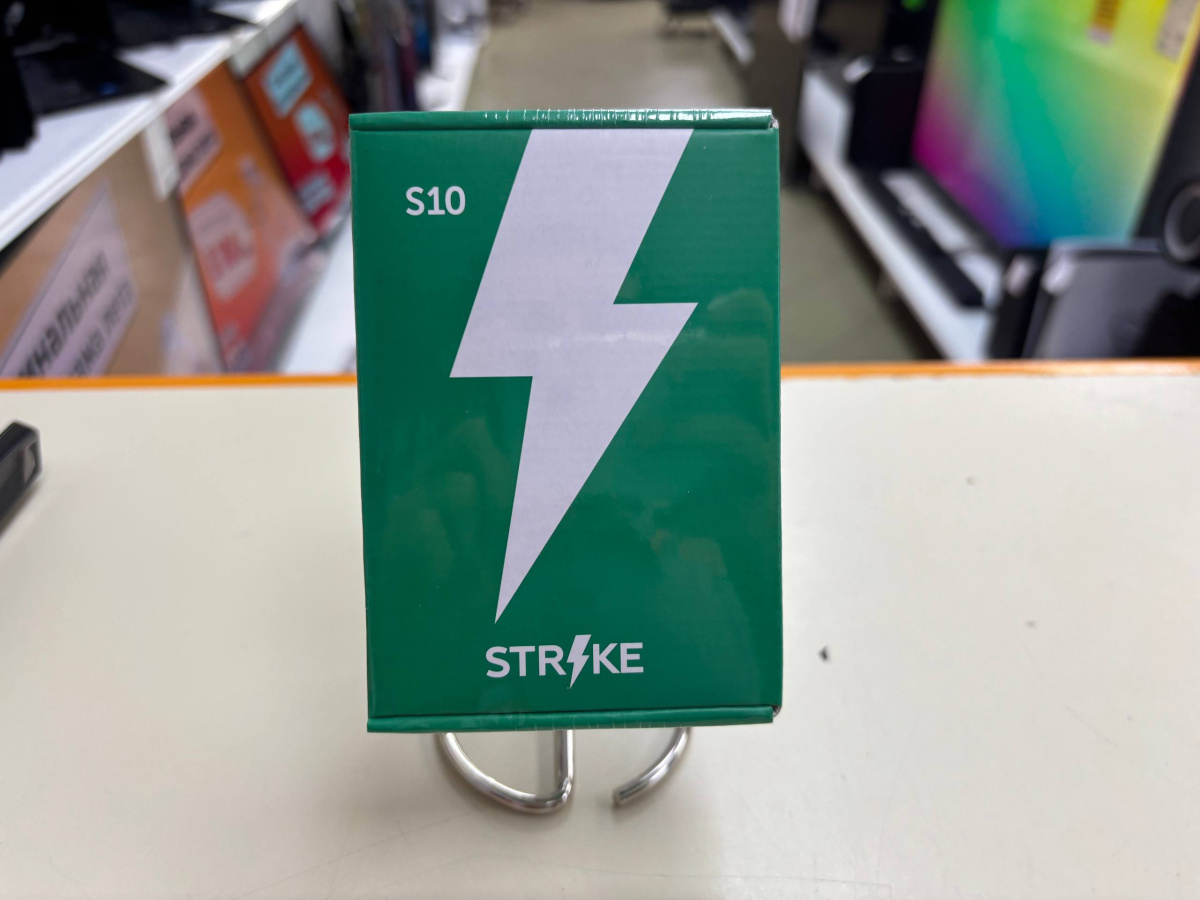 Мобильный телефон Strike S10