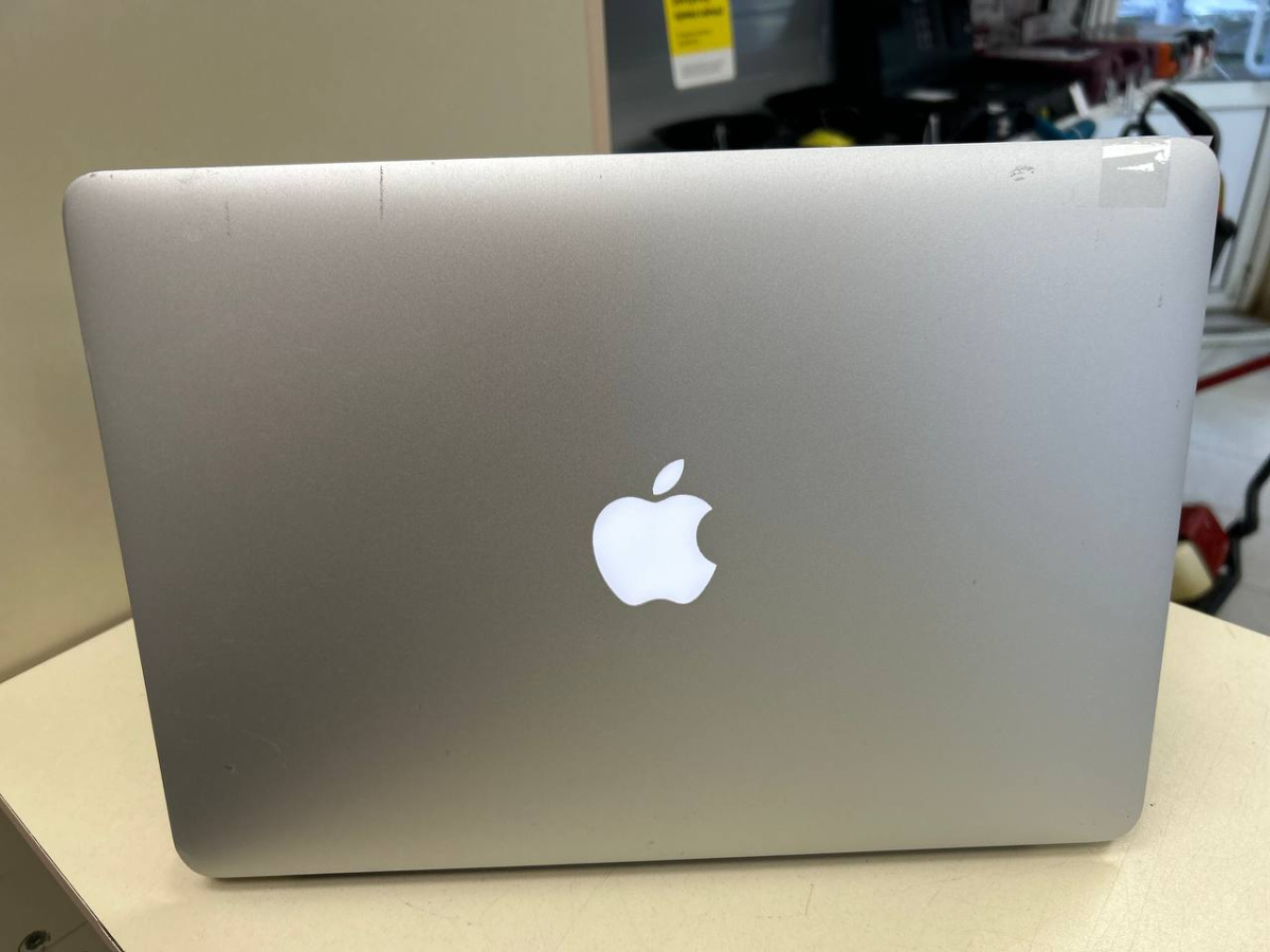 Ноутбук Apple MacBook Air 13 дюймов (2015) A1466
