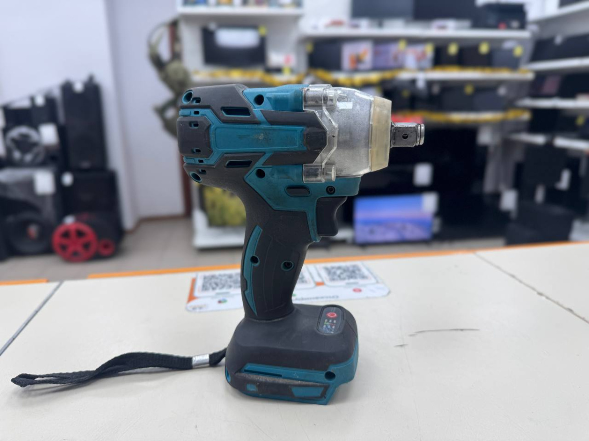 Гайковерт Makita TW140D