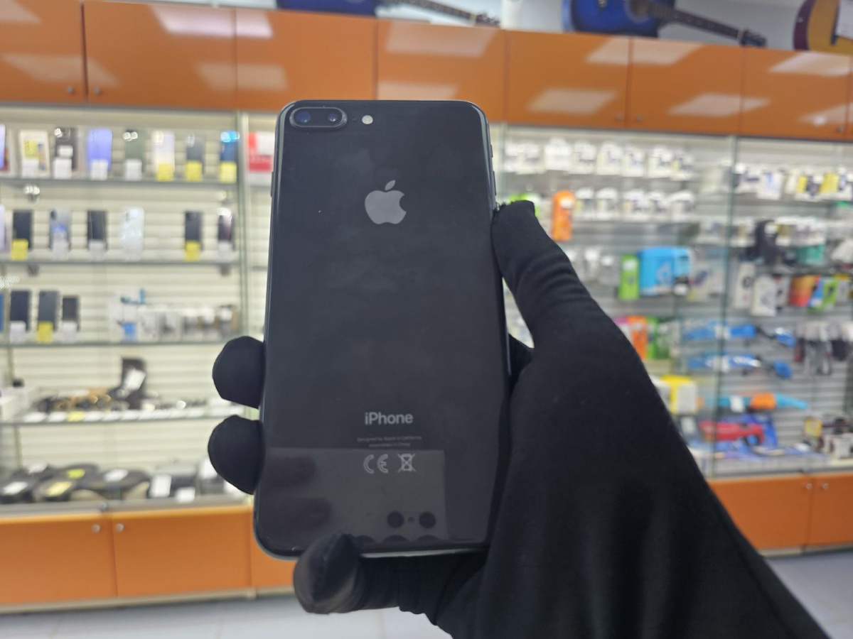 Смартфон Apple iPhone 8 Plus 64Gb