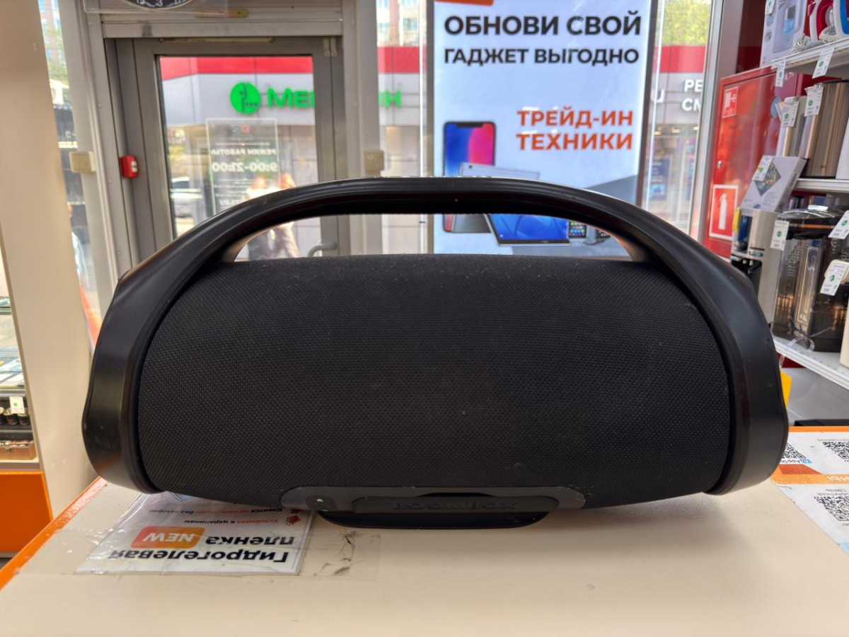 Портативная акустика JBL Boombox