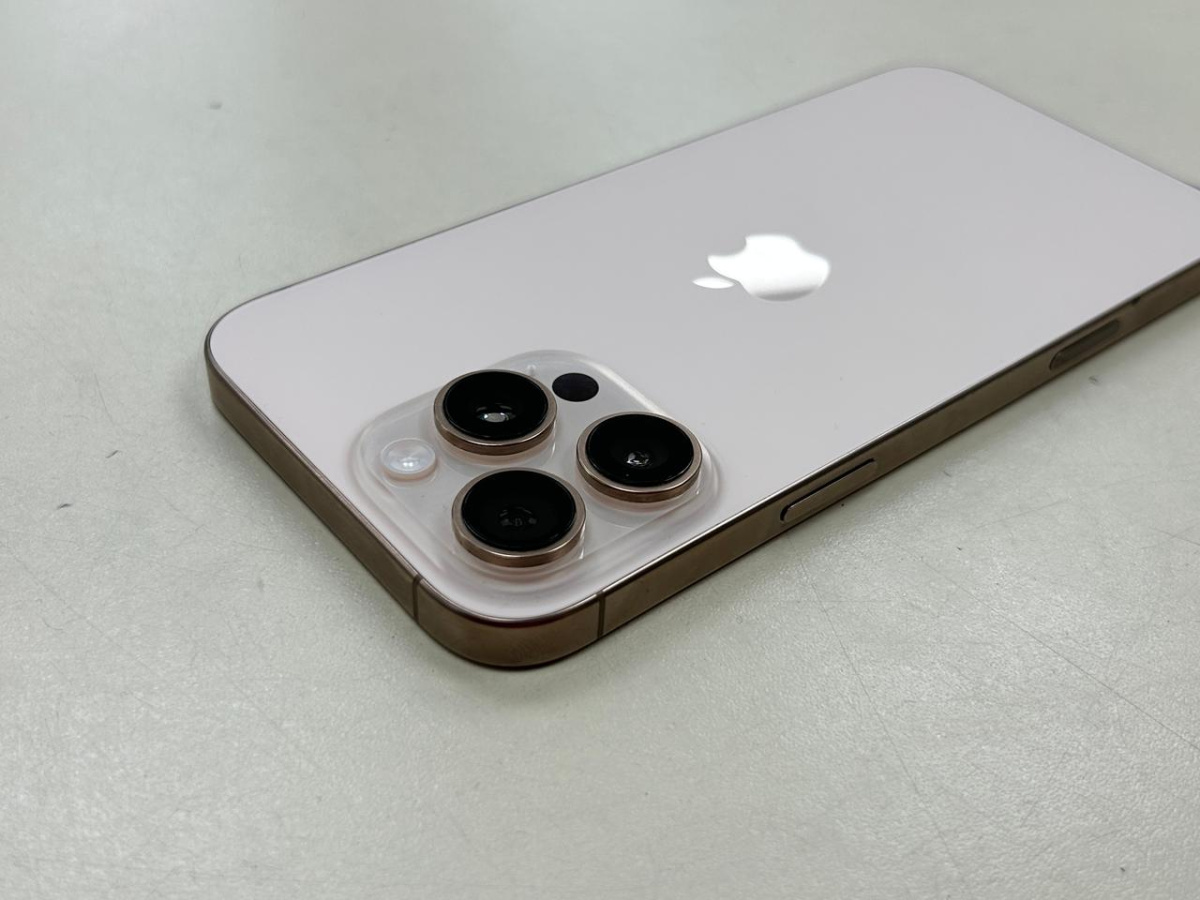 Смартфон Apple Iphone 16 Pro Max 256Gb