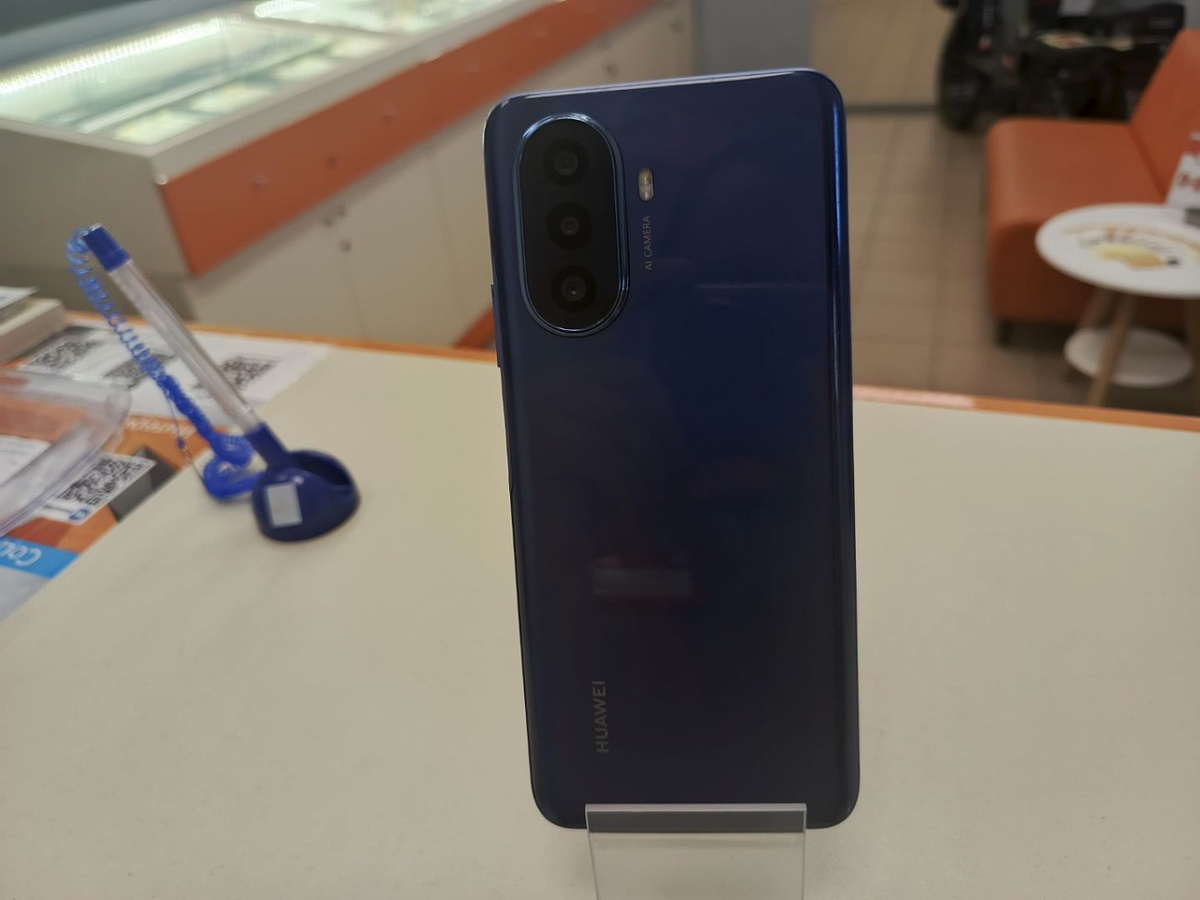 Смартфон Huawei Y70 4/64Gb