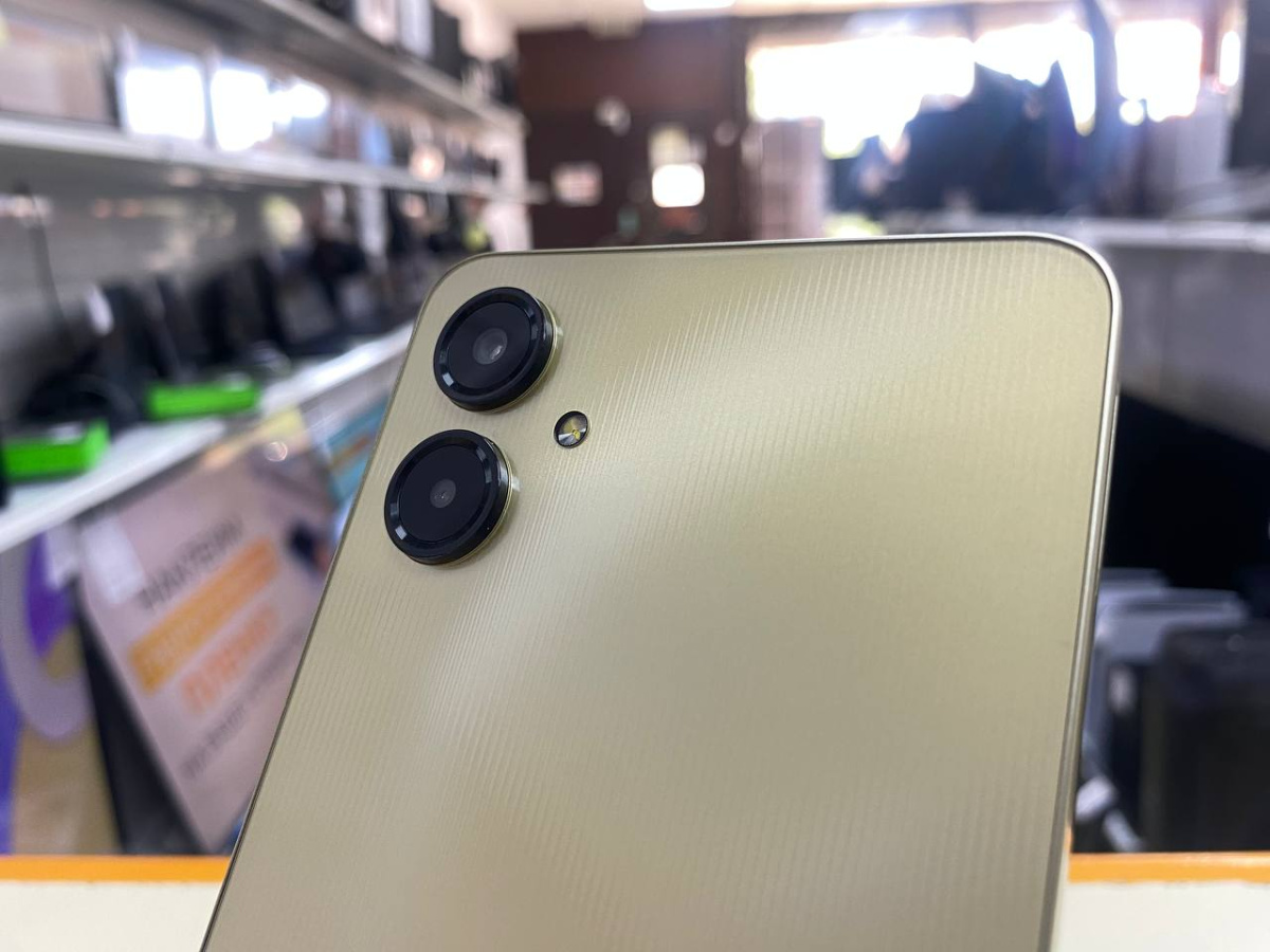 Смартфон Samsung Galaxy A06 4/64