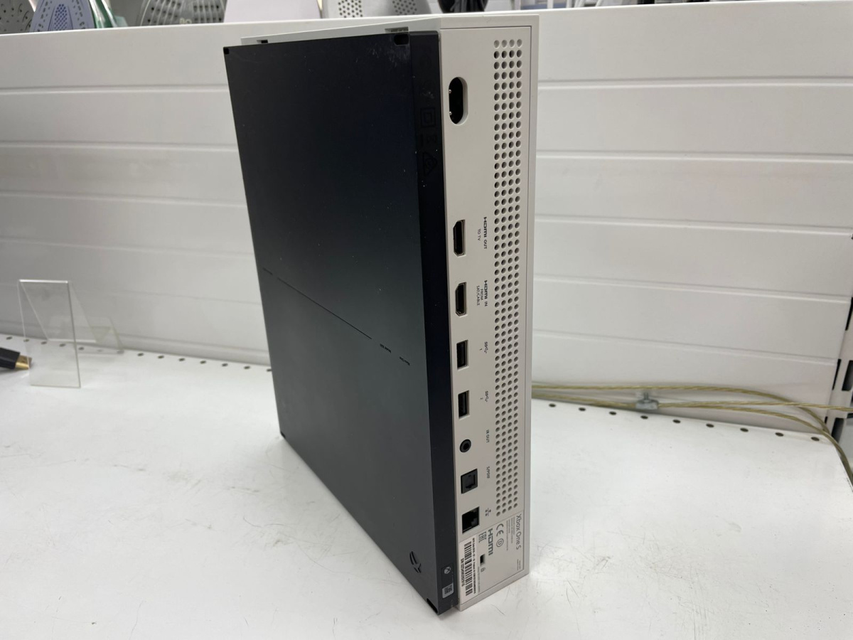 Игровая приставка Xbox One S Digital Edition 1TB