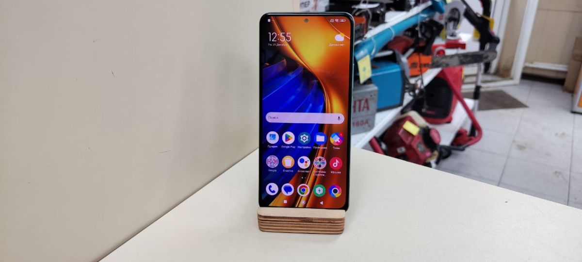 Смартфон Xiaomi Poco F4 8/256