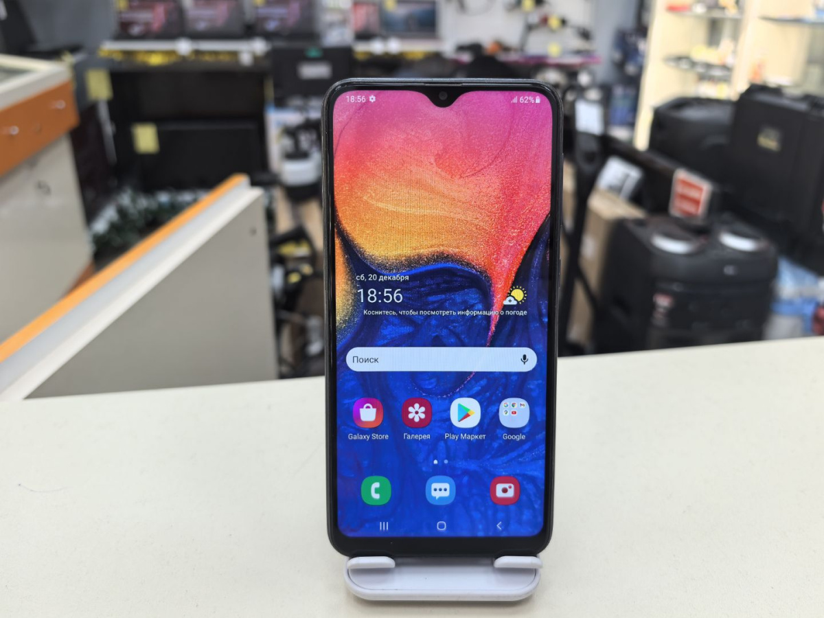 Смартфон Samsung Galaxy A10 2/32