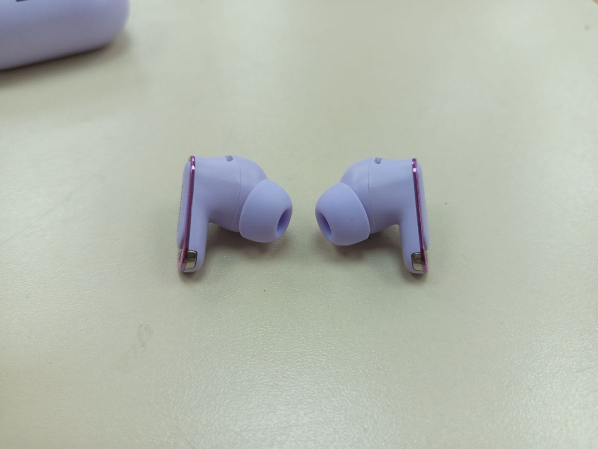 Наушники безпроводные SAMSUNG BUDS