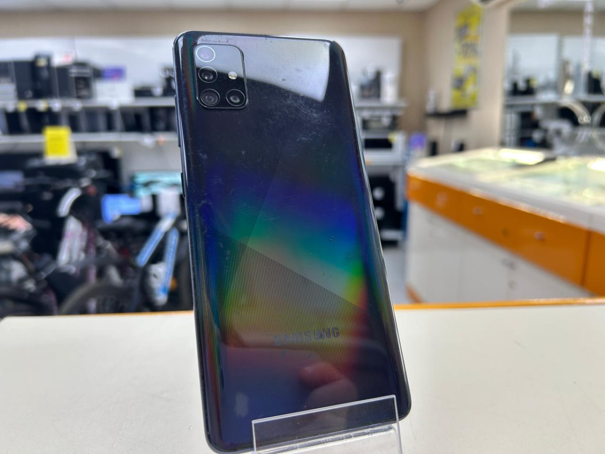 Смартфон Samsung Galaxy A51 4/64