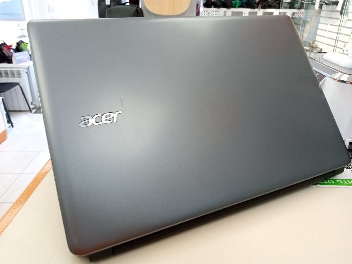 Ноутбук Acer; Core i3-4010U, Radeon HD 8750M, 6 Гб, Нет, 500 Гб