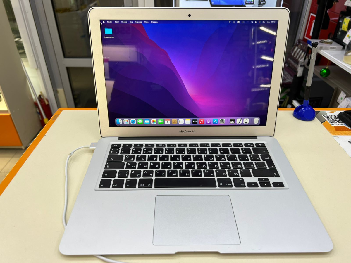 Ноутбук Apple Air 13 2015; Core i5, HD Graphics, 8 Гб, 128 Гб, Нет