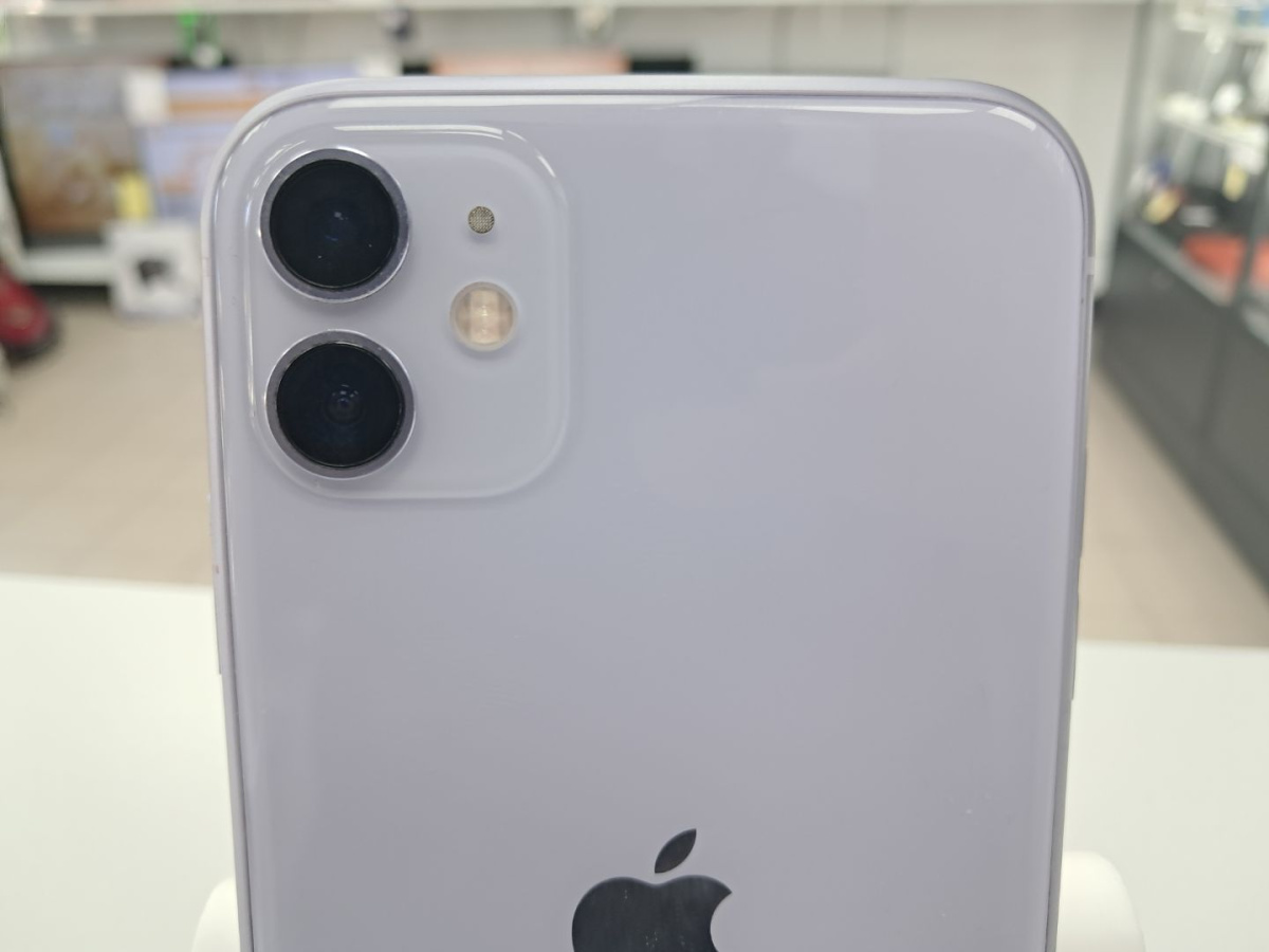 Смартфон Apple iPhone 11 128Gb