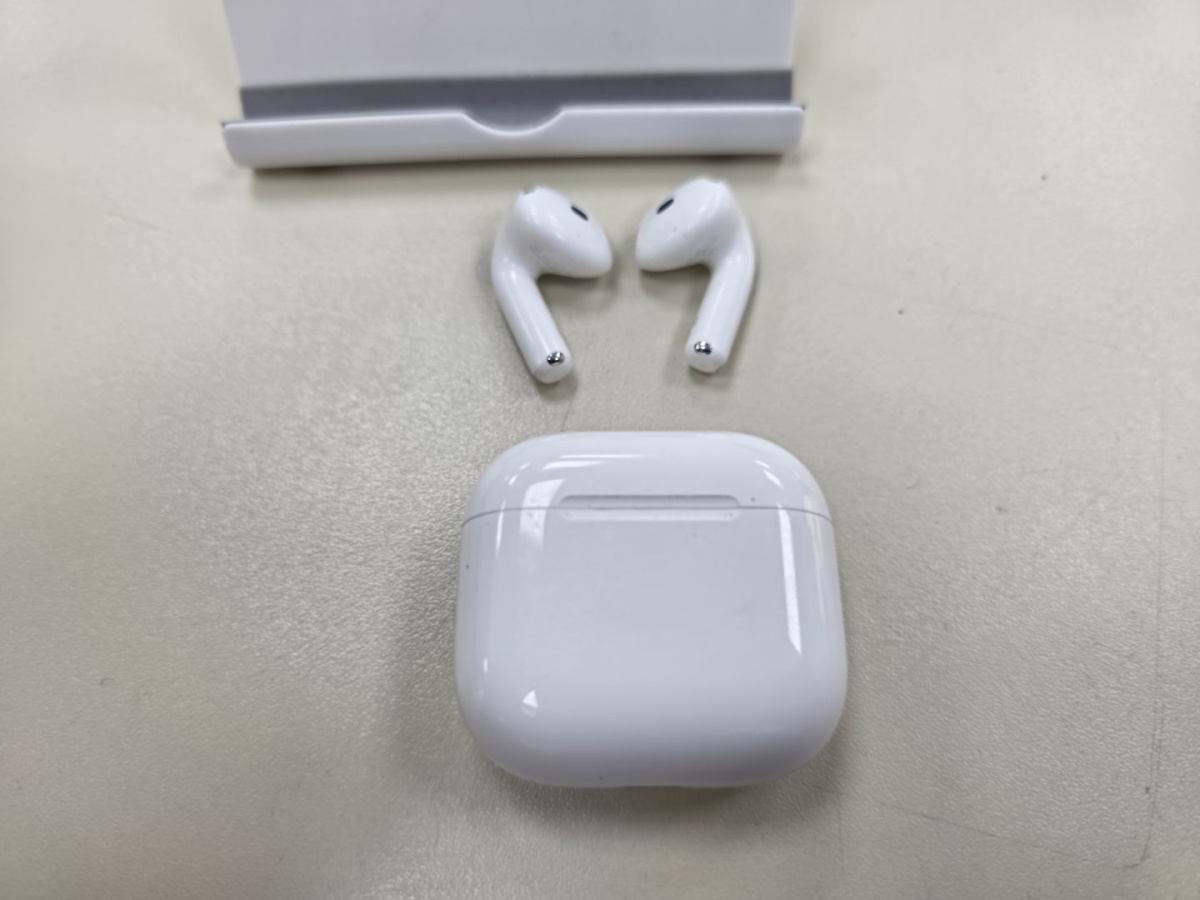 Наушники беспроводные Apple AirPods 4 с ANC