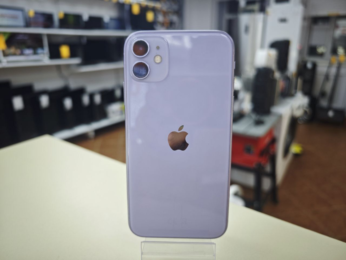 Смартфон Apple iPhone 11 128Gb