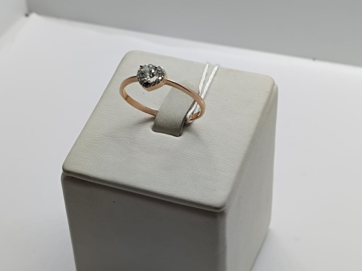 КОЛКМИ585 КОЛЬЦО С КАМНЯМИ (Au 585)