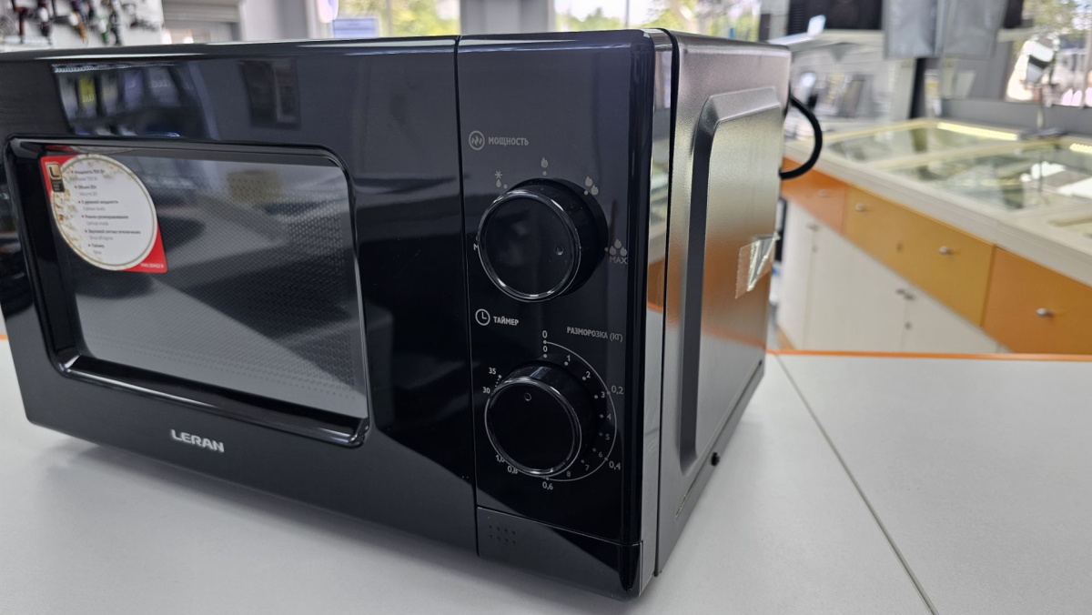 Микроволновая печь Leran FMO 20M22W