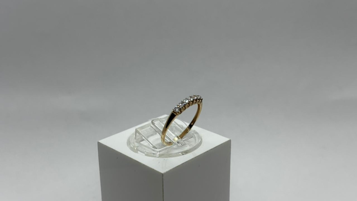 КОЛЬЦО С КАМНЯМИ (Au 585)